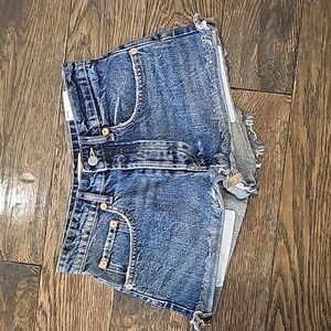 Zara mid rise denim shorts